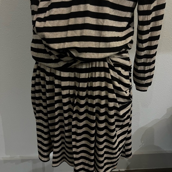 Mason Striped Black and Cream mini Dress - Picture 5 of 6